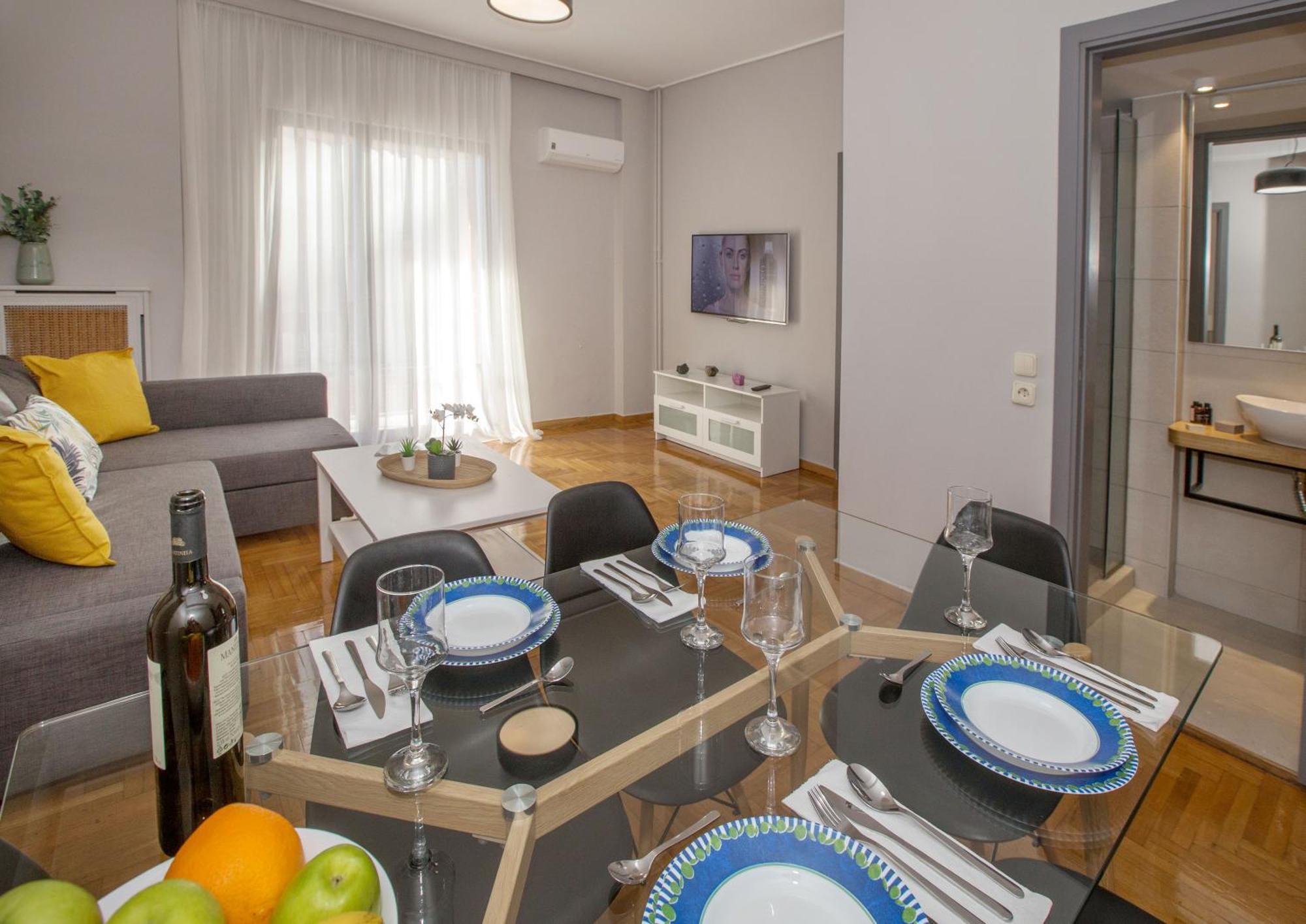 Cozy Apartment In Syntagma-Plaka By Ghh Athens Exterior photo